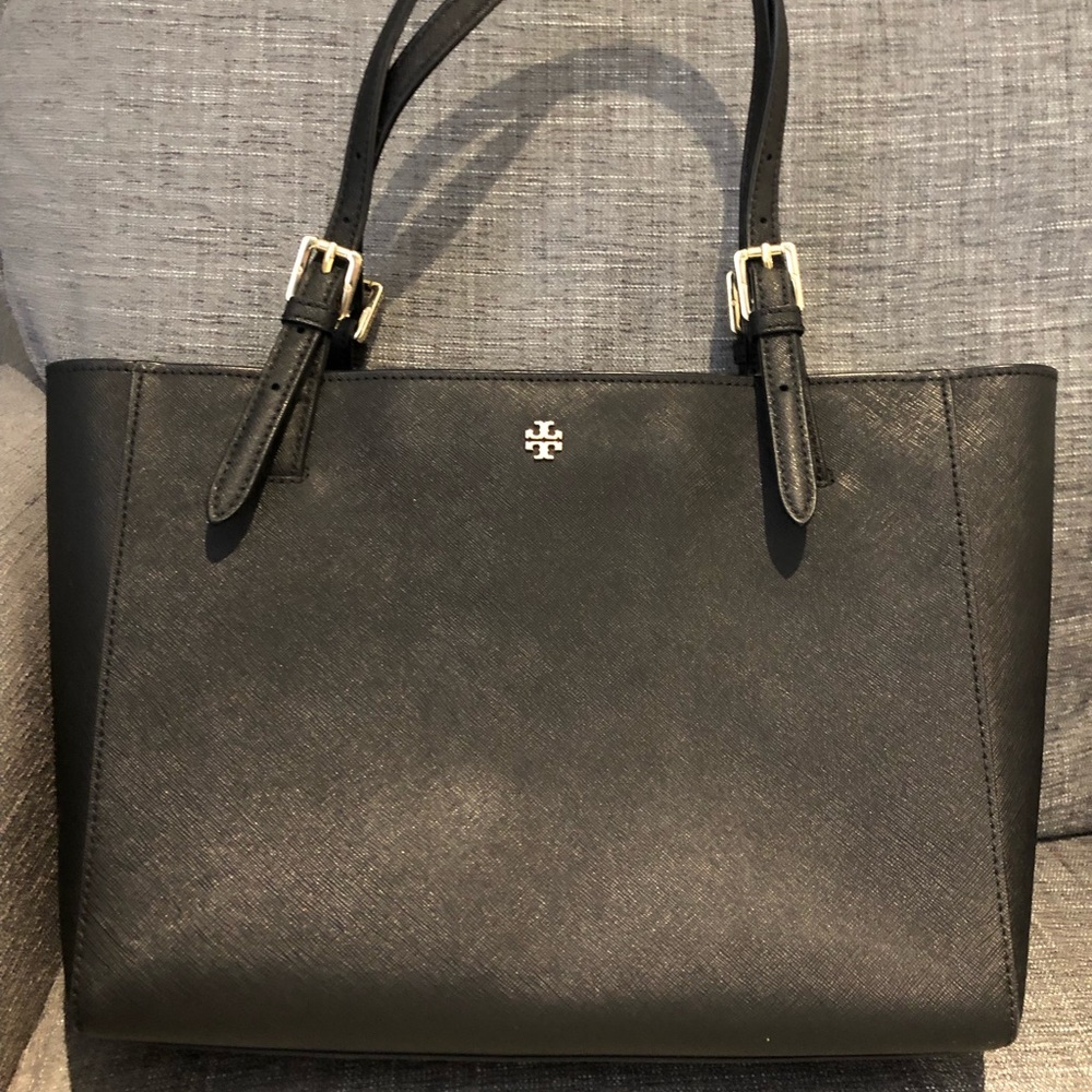 YORK SMALL BUCKLE TOTE, BLACK, GREAT CONDITION